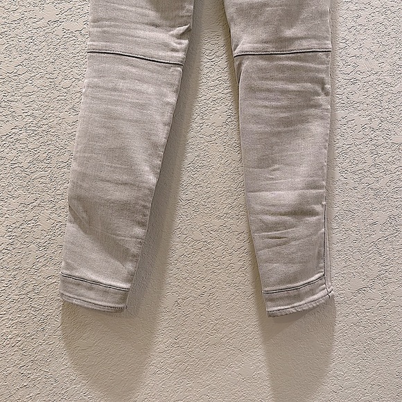 G-Star | Raw Denim | Light Gray Ankle Jeans | Utility Style | Size 27 x 30 - Picture 5 of 8